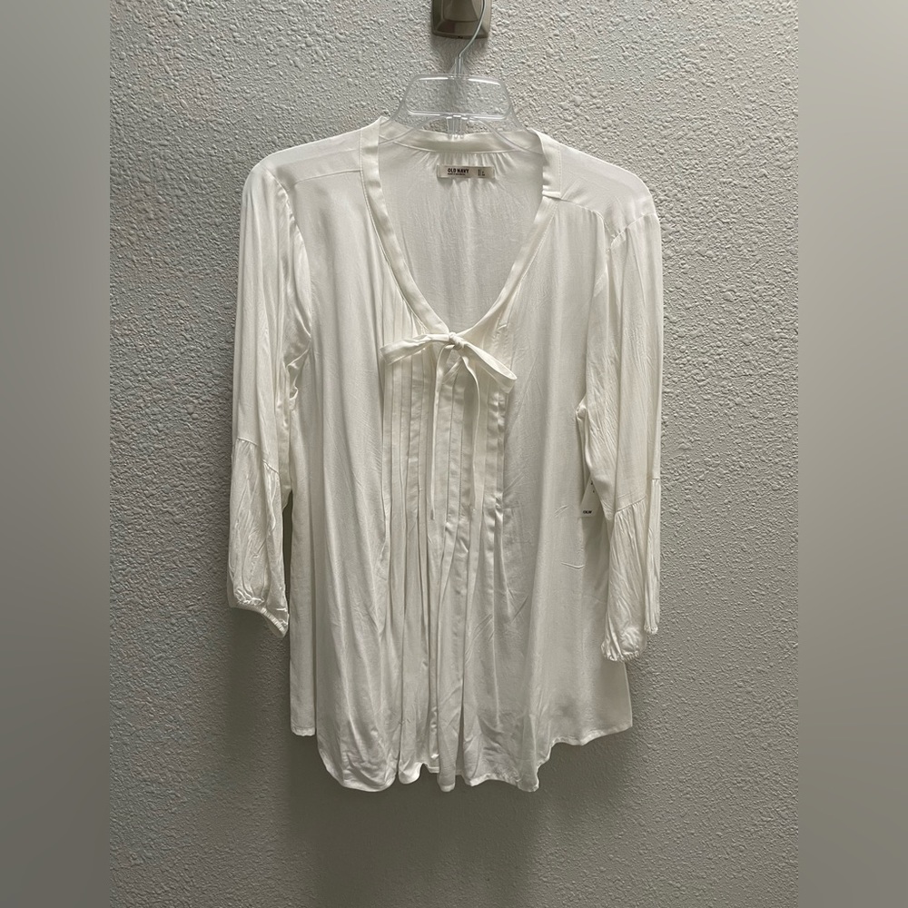 ❤️‍🔥3/$27❤️‍🔥27 Old Navy Women’s Blouse - Size Large - “Off White” - NWT